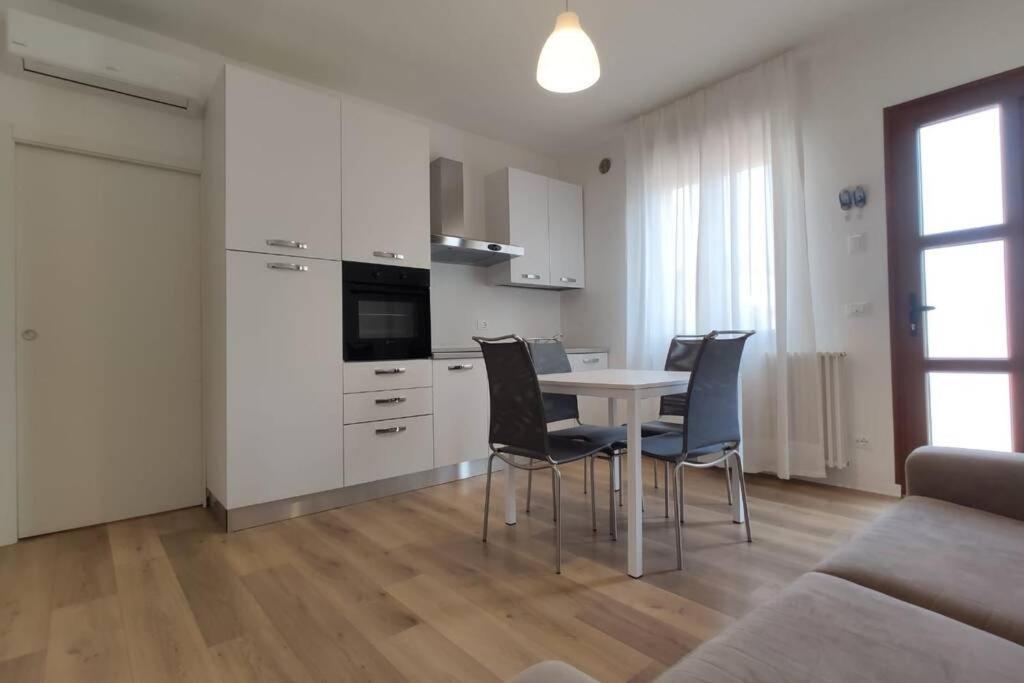 Delta D Piazza Marina- 50 Mt Dal Mare - Immobil Relax Apartment Lido di Jesolo Exterior photo
